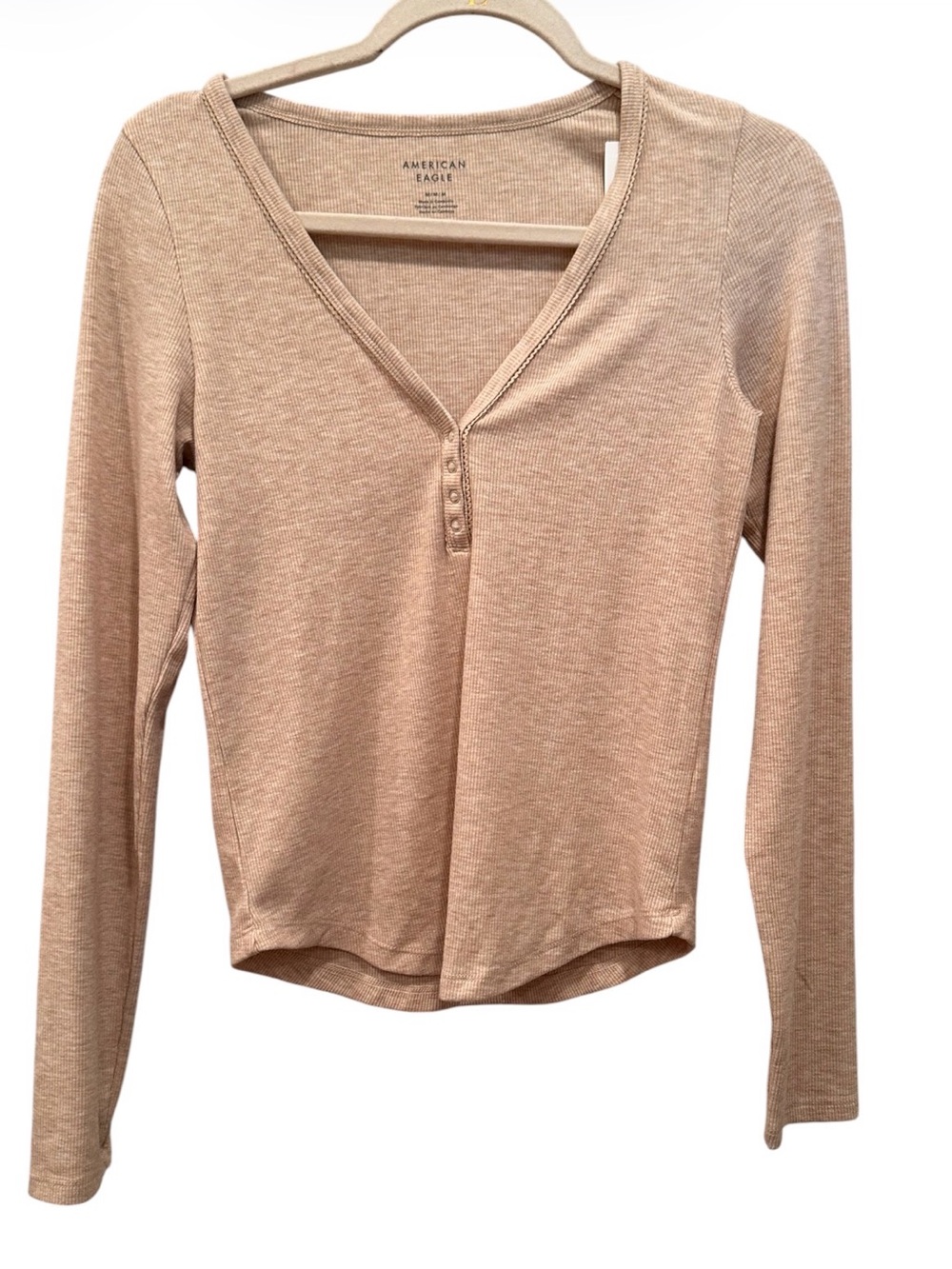 NWT Long-Sleeve Henley Top Neutral Layer Stretchy Comfy Casual Staple Sz M
